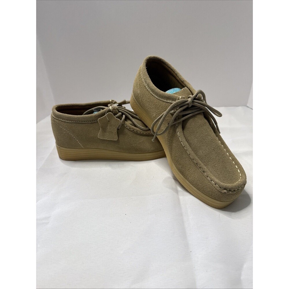 Drexlite Women’s Size 8 Tan Suede Lace Up Shoe